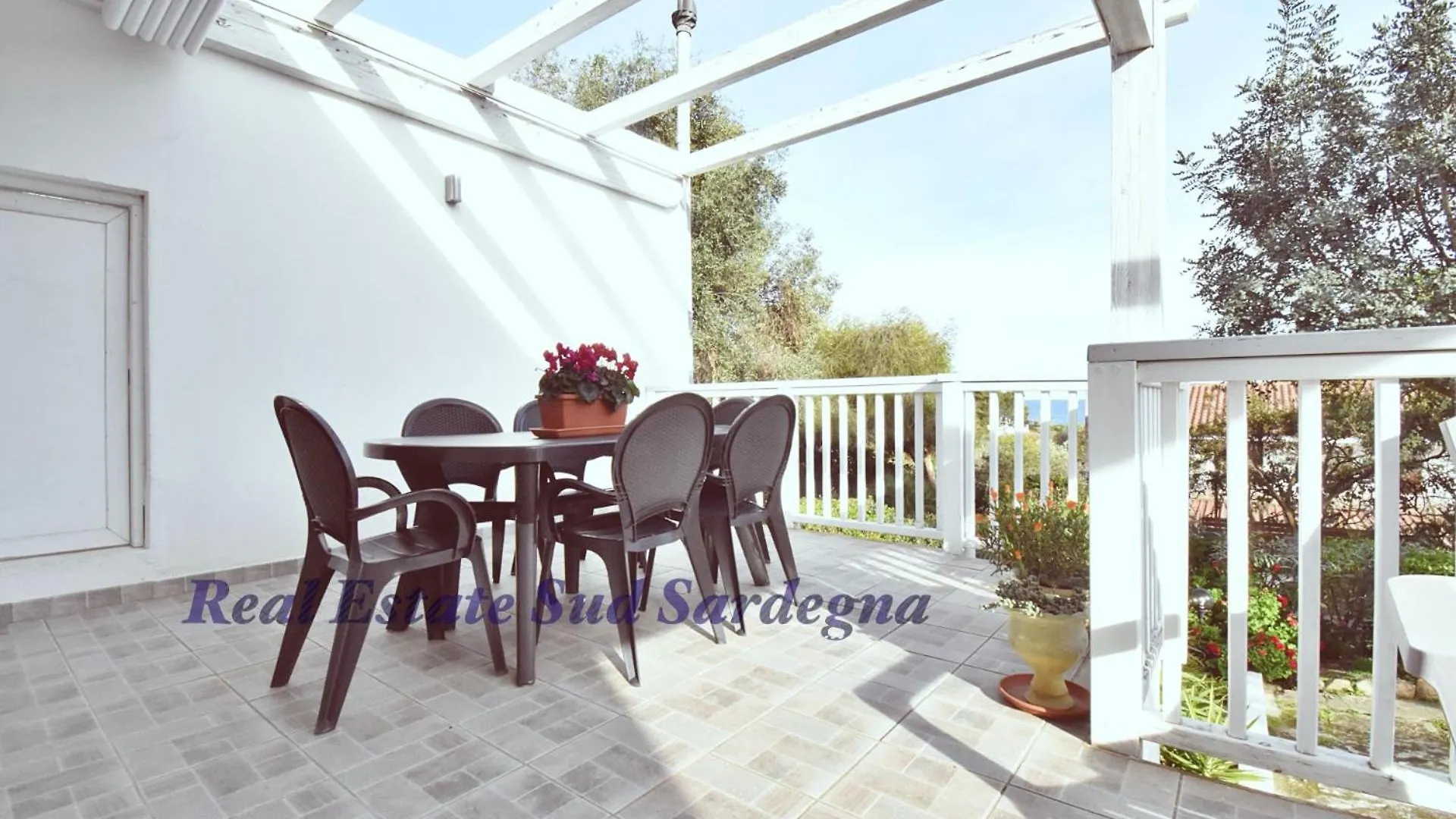 Villa Virginia Sarroch 0*,